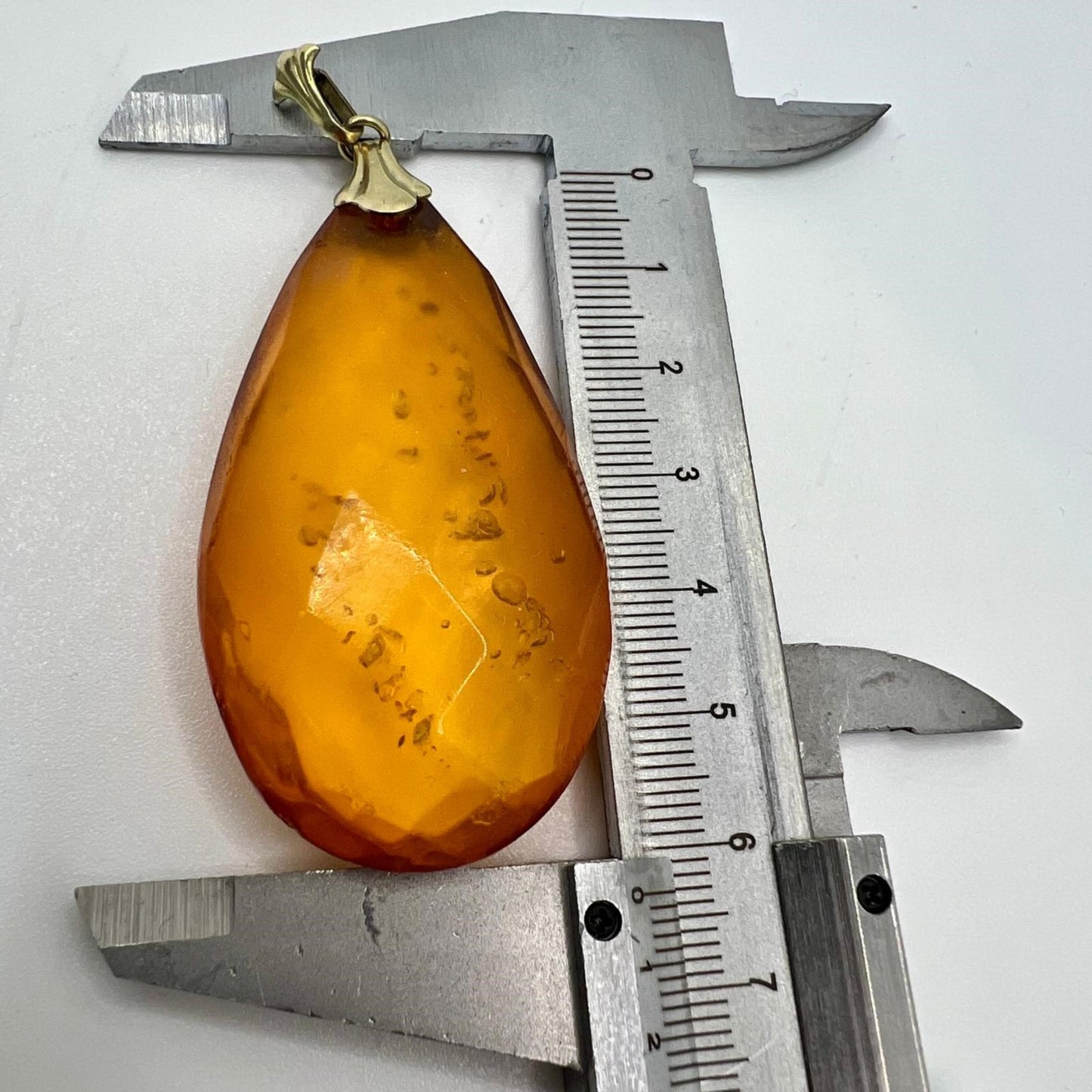 Antique Art Deco amber pendant – faceted – rarity – excellent craftsmanship