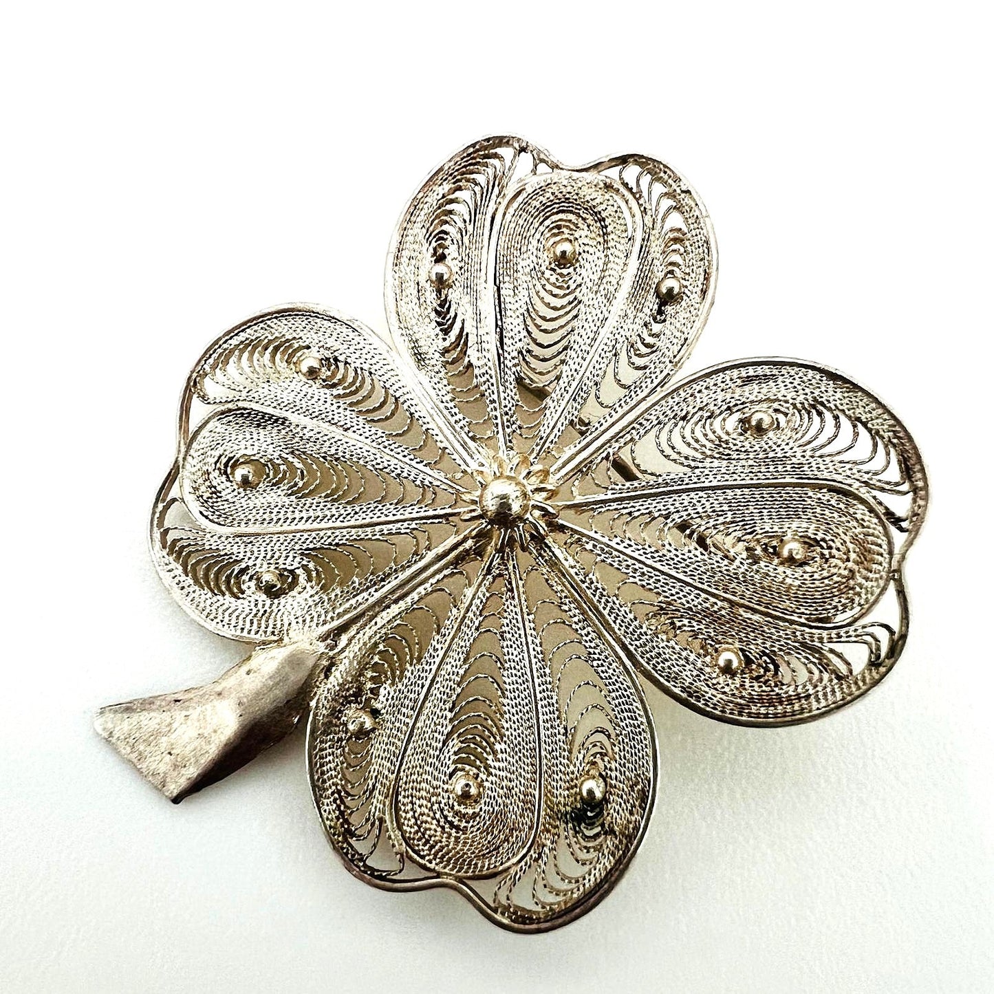Feine Filigran Brosche Kleeblatt 