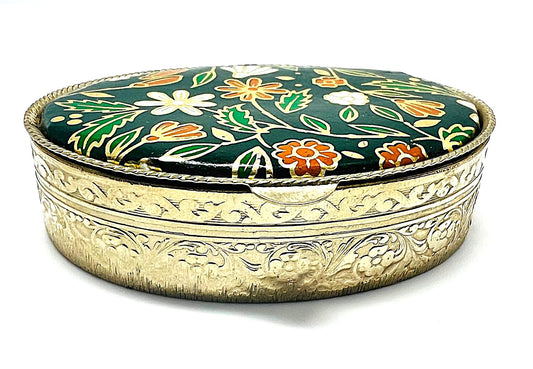  Vintage-Dose mit floralem Dekor 