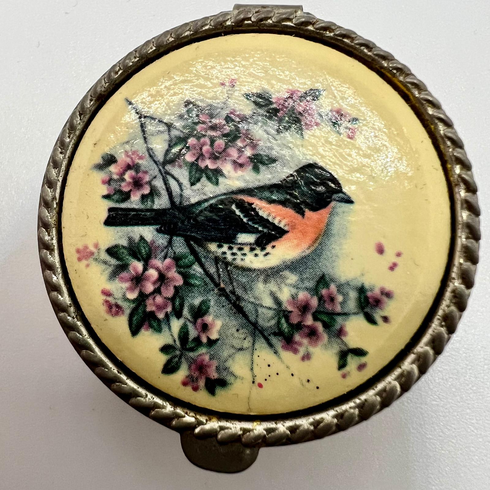 Pillendose Vogel und Blumenmalerei