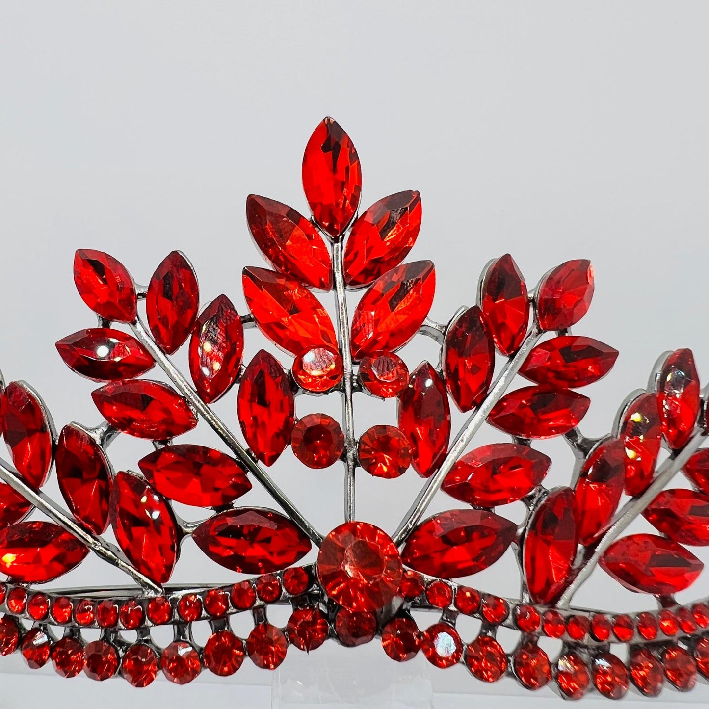 Luxus Tiara Rot