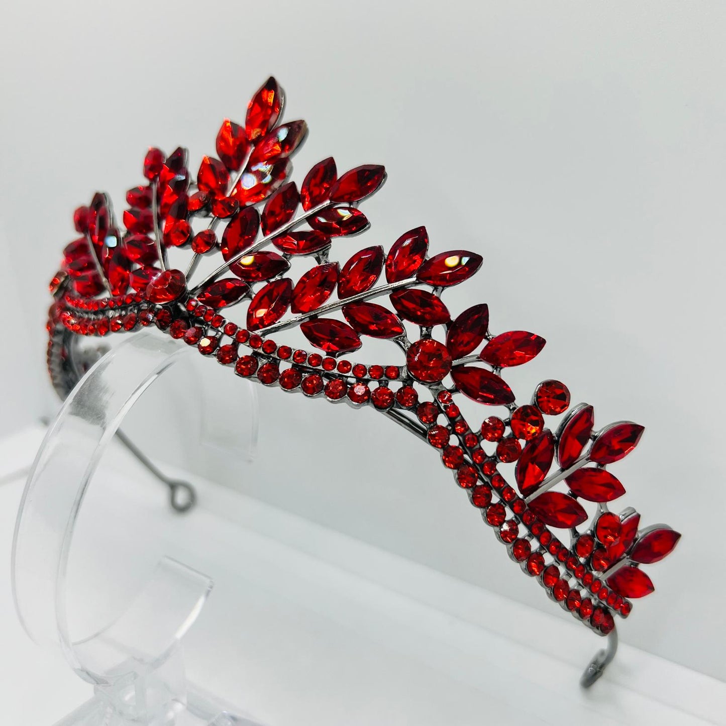 Luxus Tiara Rot