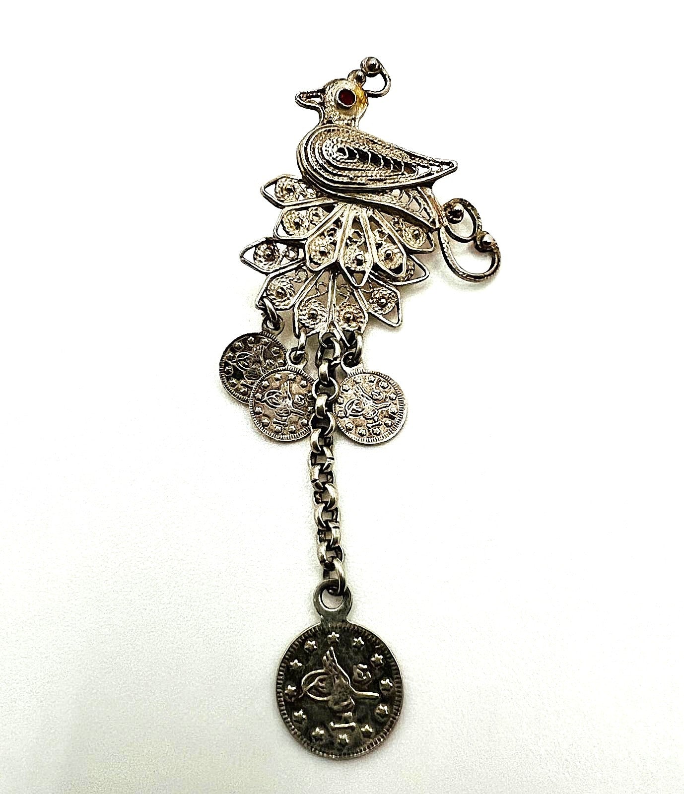 Orientalischer Anhänger in Vogel-Form