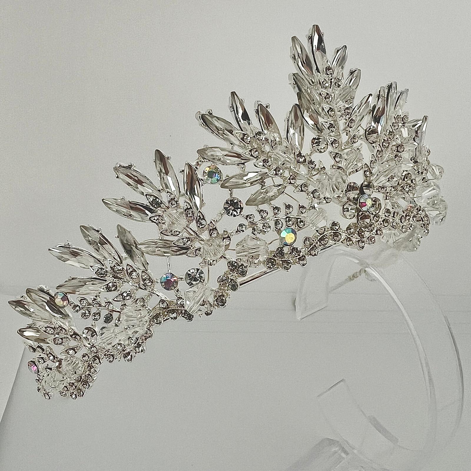  Diadem in Silber mit changierenden Strasssteinen