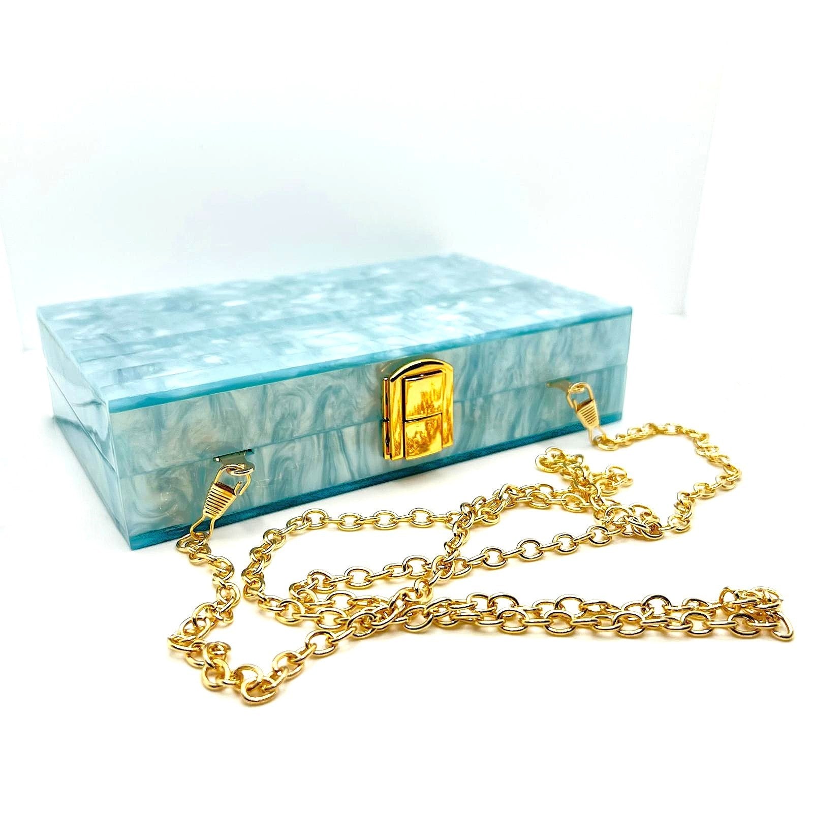 Statement Clutch – hellblau 