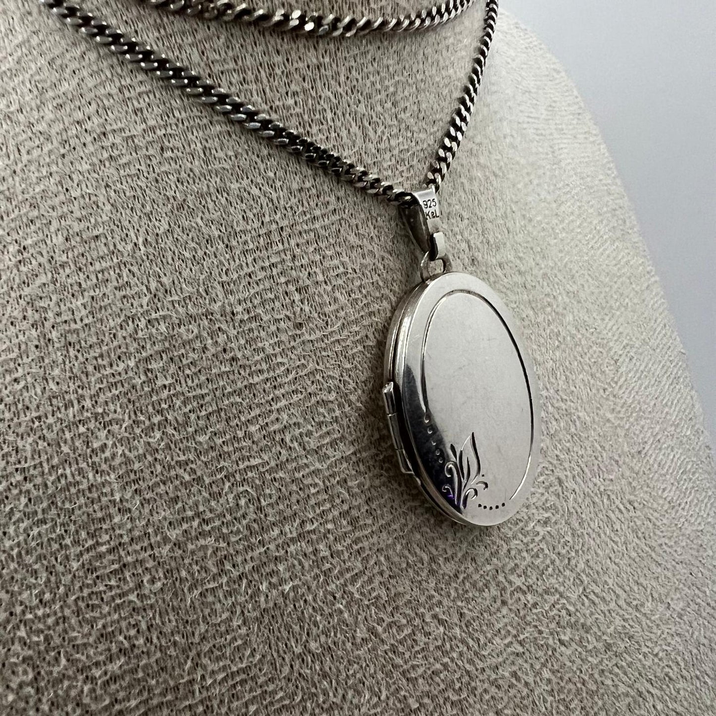 Vintage Medaillon aus 925 Silber
