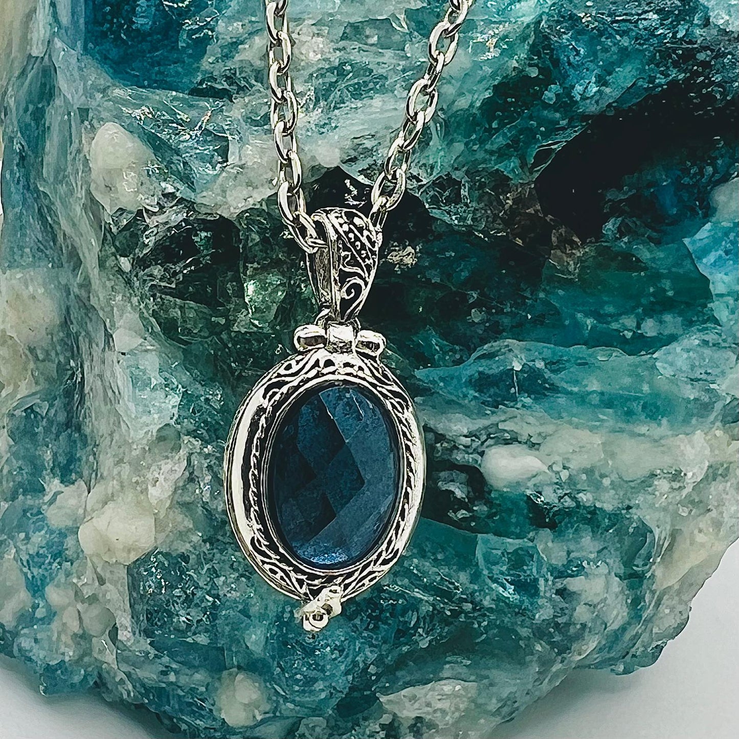Vintage Style Amulett Anhänger