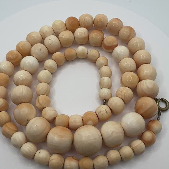 Antikes Collier